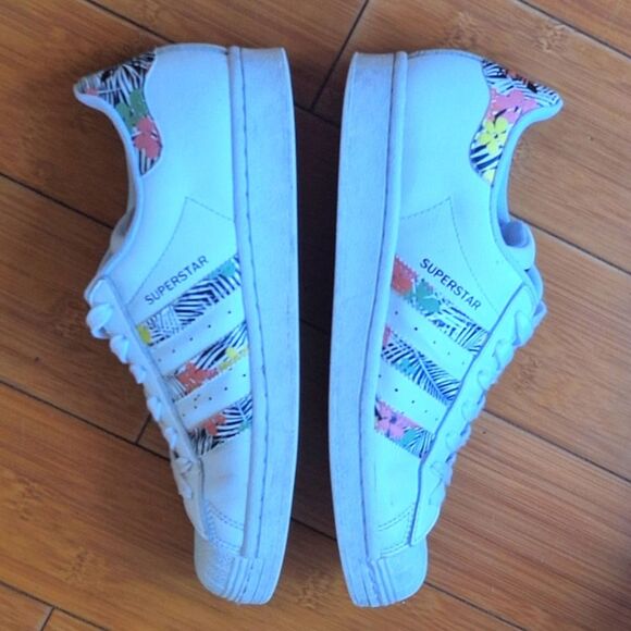 Adidas Superstar J Festival Pack White Multi Floral Leather Shell Toe Sz 7 Women - Picture 15 of 16
